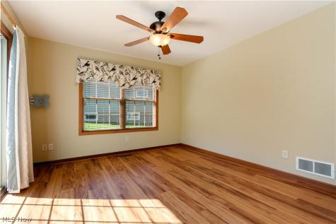4946 Simsbury Circle NW Massillon OH 44646