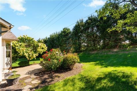 4946 Simsbury Circle NW Massillon OH 44646