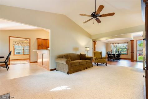 4946 Simsbury Circle NW Massillon OH 44646