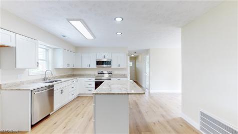 8716 Hadden Road Twinsburg OH 44087