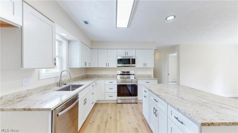 8716 Hadden Road Twinsburg OH 44087