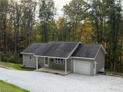 8020 Arbon Drive Millersburg OH 44654