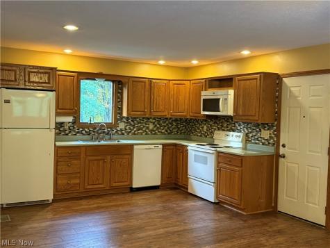 8020 Arbon Drive Millersburg OH 44654