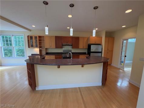 309 Knollwood Trail Richmond Heights OH 44143