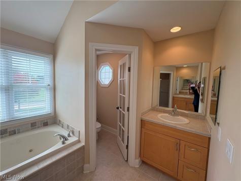 309 Knollwood Trail Richmond Heights OH 44143
