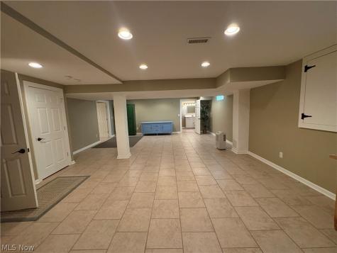 309 Knollwood Trail Richmond Heights OH 44143