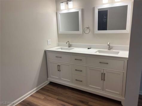 1353 Lake Martin Drive Kent OH 44240
