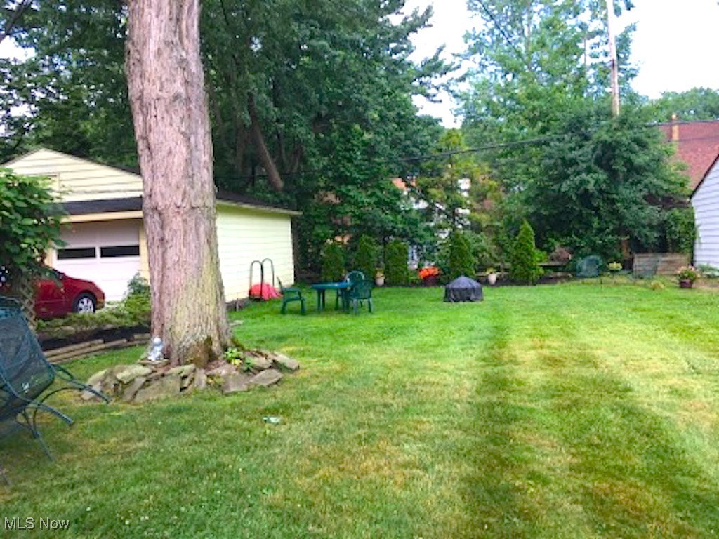 1564 Maple Road Cleveland Heights OH 44121