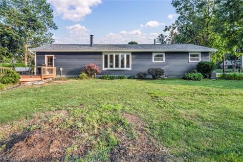 1761 Piercy Drive Akron OH 44312