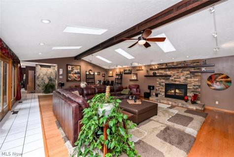 21327 Oak Bark Trail Strongsville OH 44149