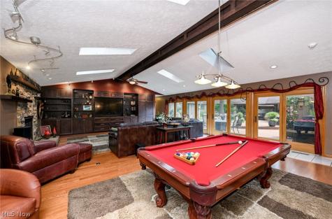 21327 Oak Bark Trail Strongsville OH 44149