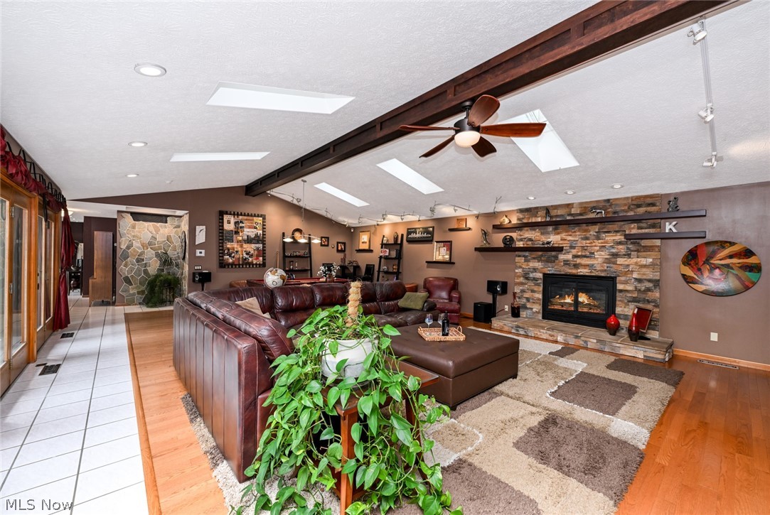 21327 Oak Bark Trail Strongsville OH 44149