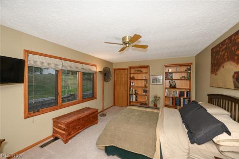 21327 Oak Bark Trail Strongsville OH 44149