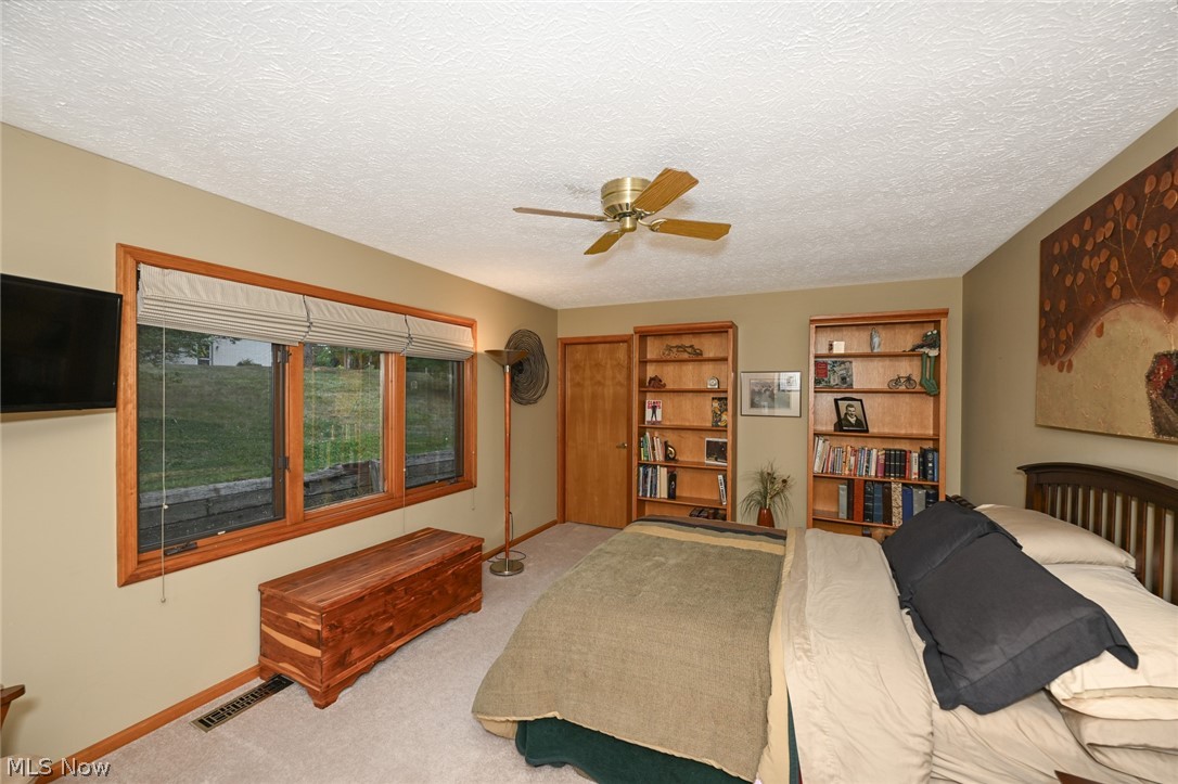 21327 Oak Bark Trail Strongsville OH 44149