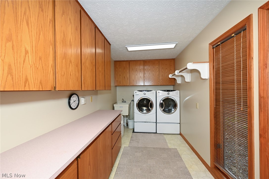 21327 Oak Bark Trail Strongsville OH 44149