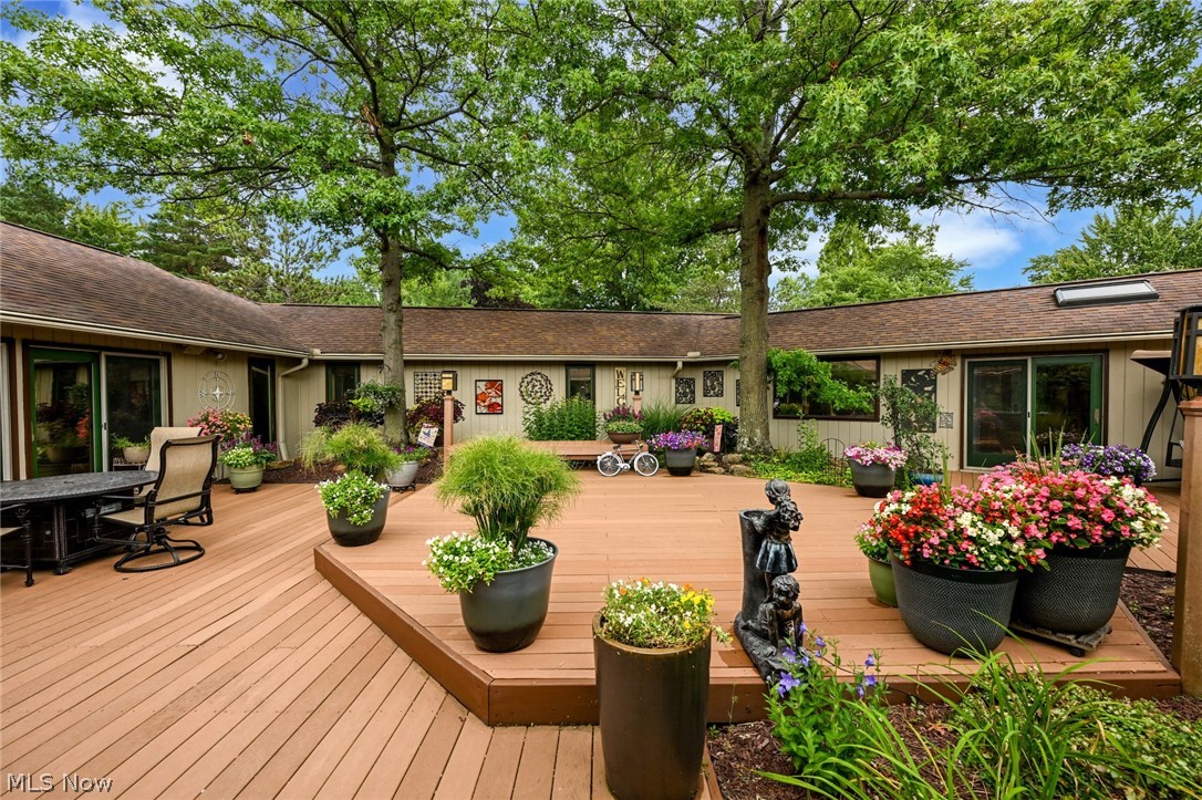 21327 Oak Bark Trail Strongsville OH 44149