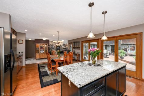 21327 Oak Bark Trail Strongsville OH 44149