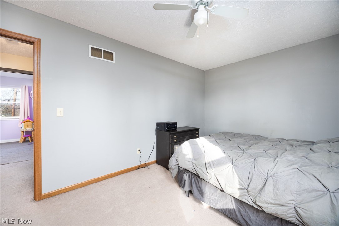 67 25th Street NW Barberton OH 44203