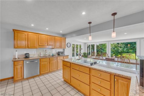 7170 Kingsview Road Sagamore Hills OH 44067