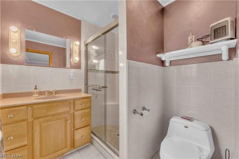 7170 Kingsview Road Sagamore Hills OH 44067