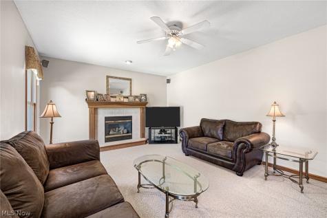 6656 Willow Lake Drive North Royalton OH 44133
