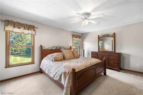 6656 Willow Lake Drive North Royalton OH 44133