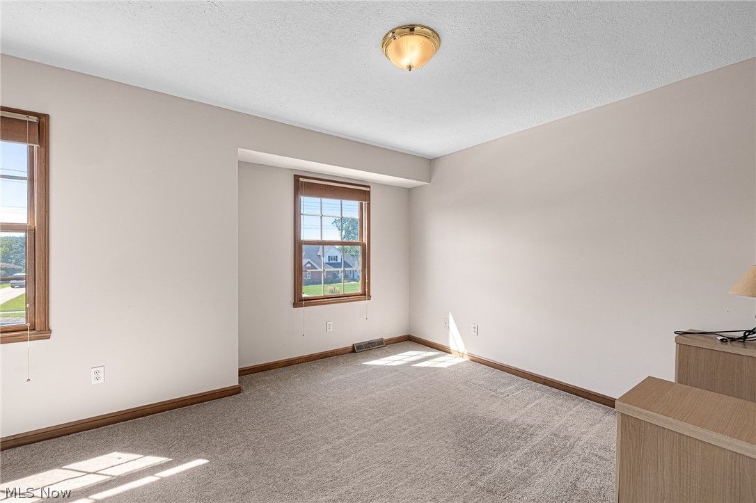 6656 Willow Lake Drive North Royalton OH 44133
