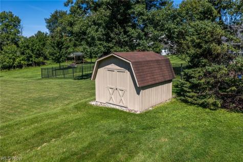 6656 Willow Lake Drive North Royalton OH 44133