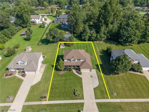6656 Willow Lake Drive North Royalton OH 44133