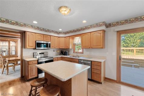6656 Willow Lake Drive North Royalton OH 44133