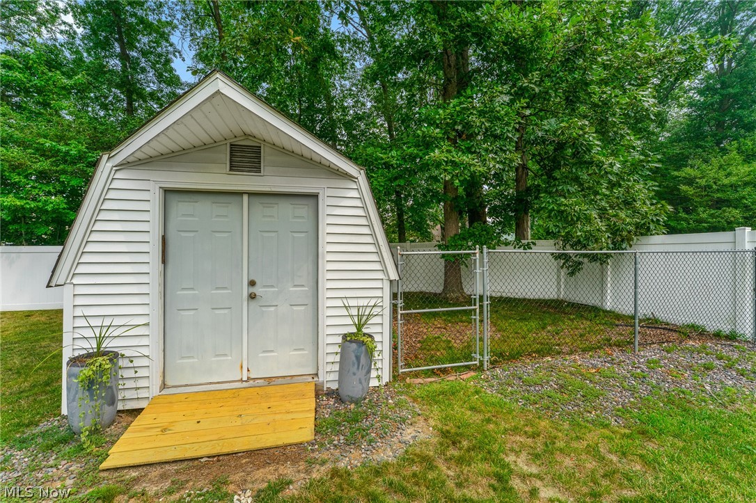 430 Terra Verde Avenue Columbiana OH 44408