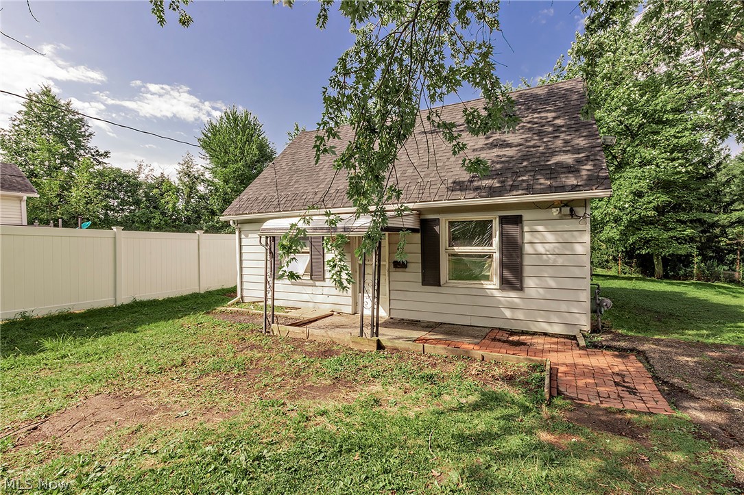 451 North Street Chardon OH 44024