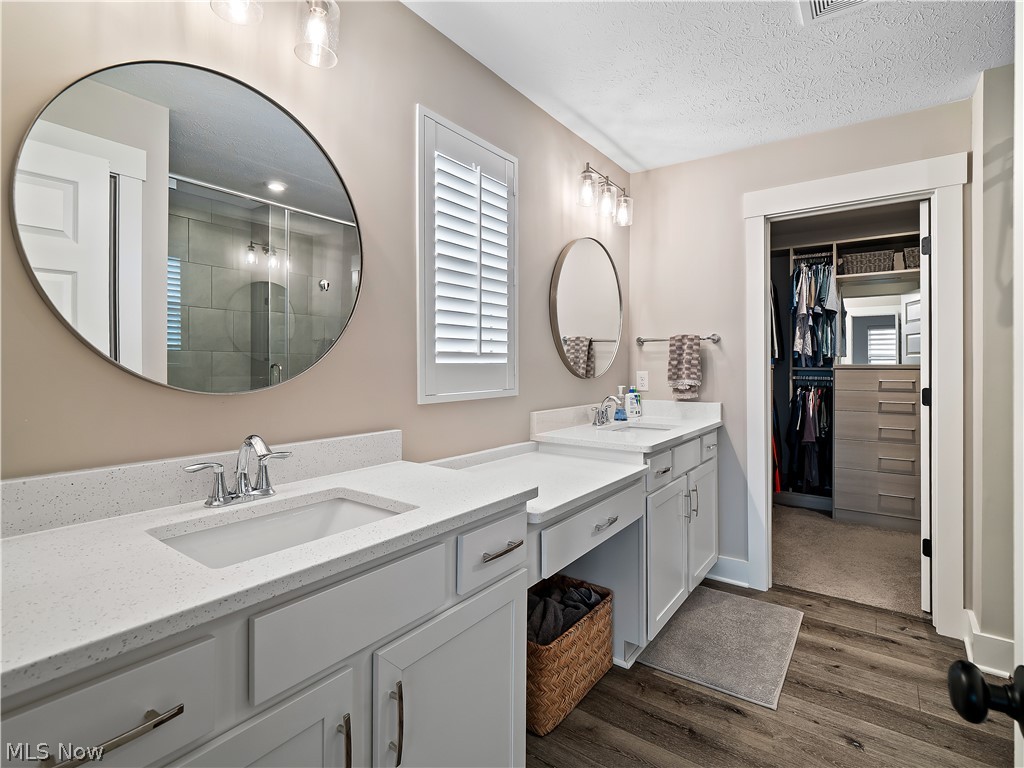 10134 Rosalee Lane Strongsville OH 44136