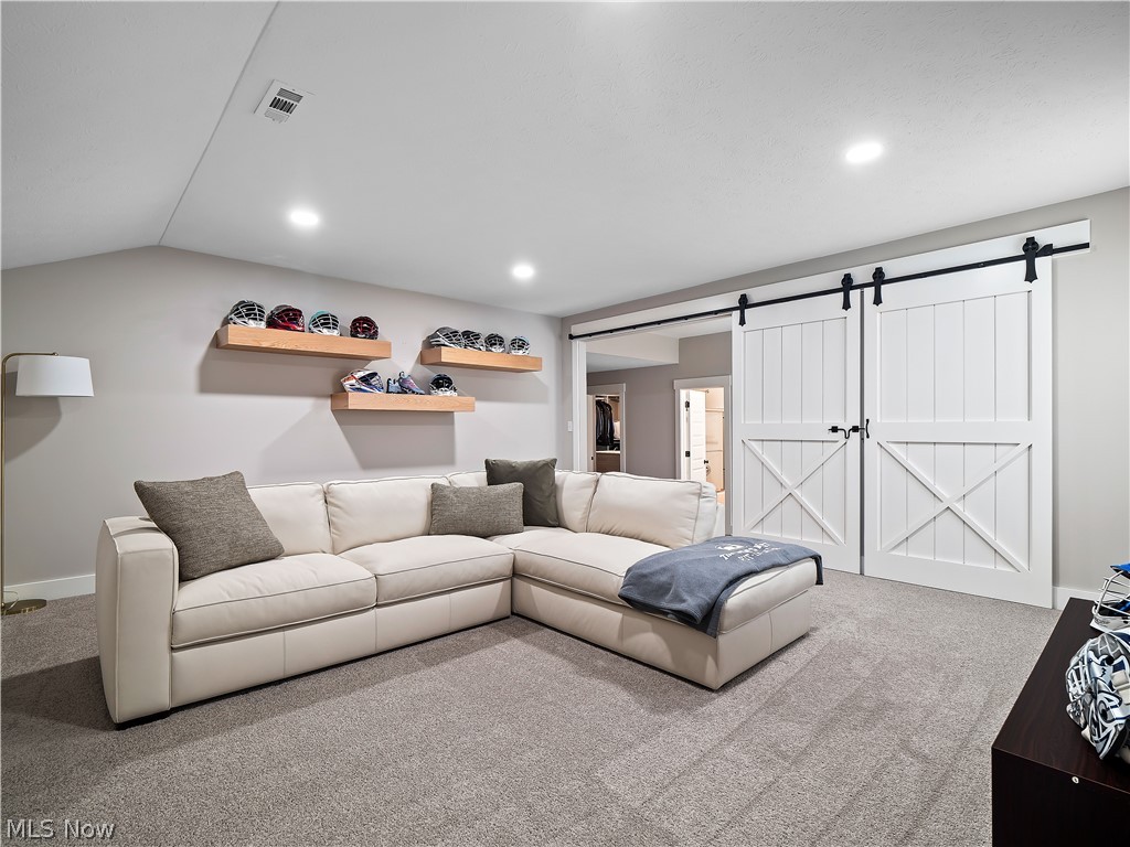 10134 Rosalee Lane Strongsville OH 44136
