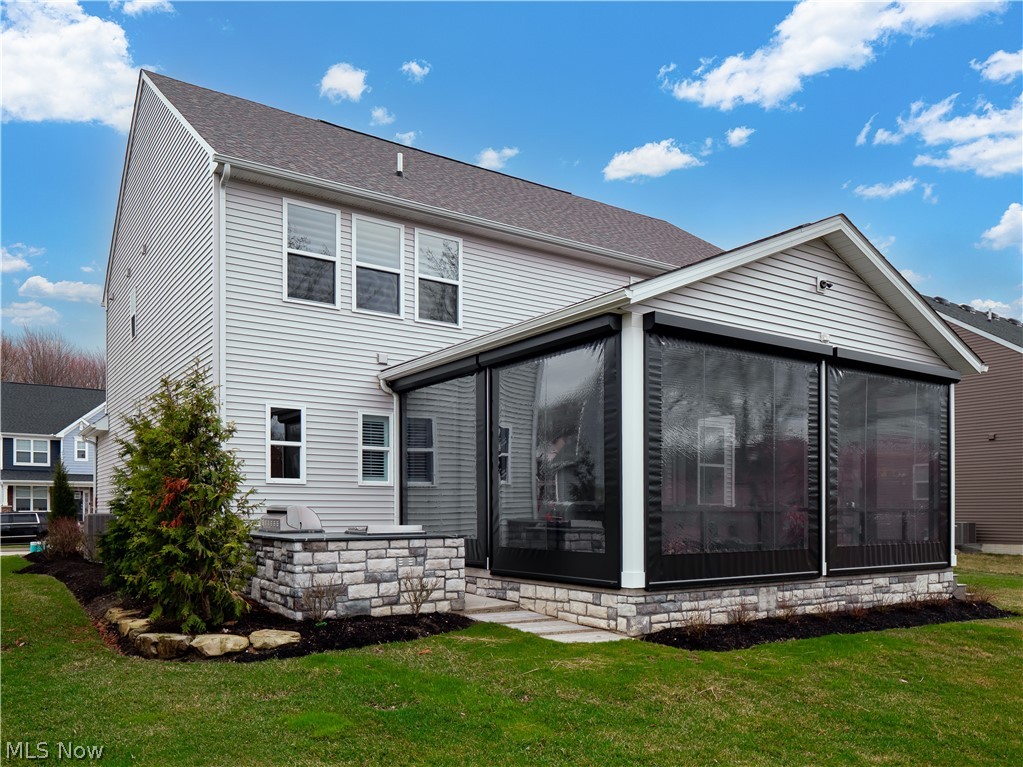 10134 Rosalee Lane Strongsville OH 44136