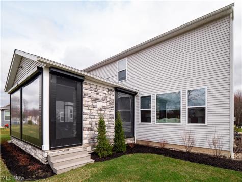 10134 Rosalee Lane Strongsville OH 44136