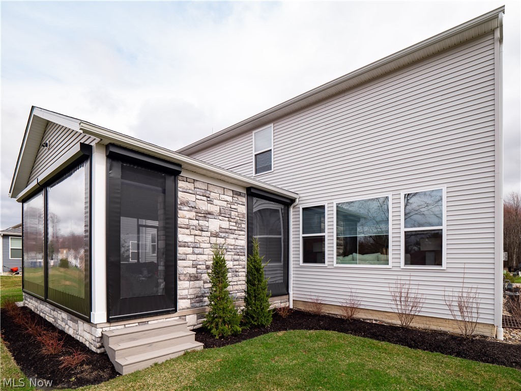 10134 Rosalee Lane Strongsville OH 44136