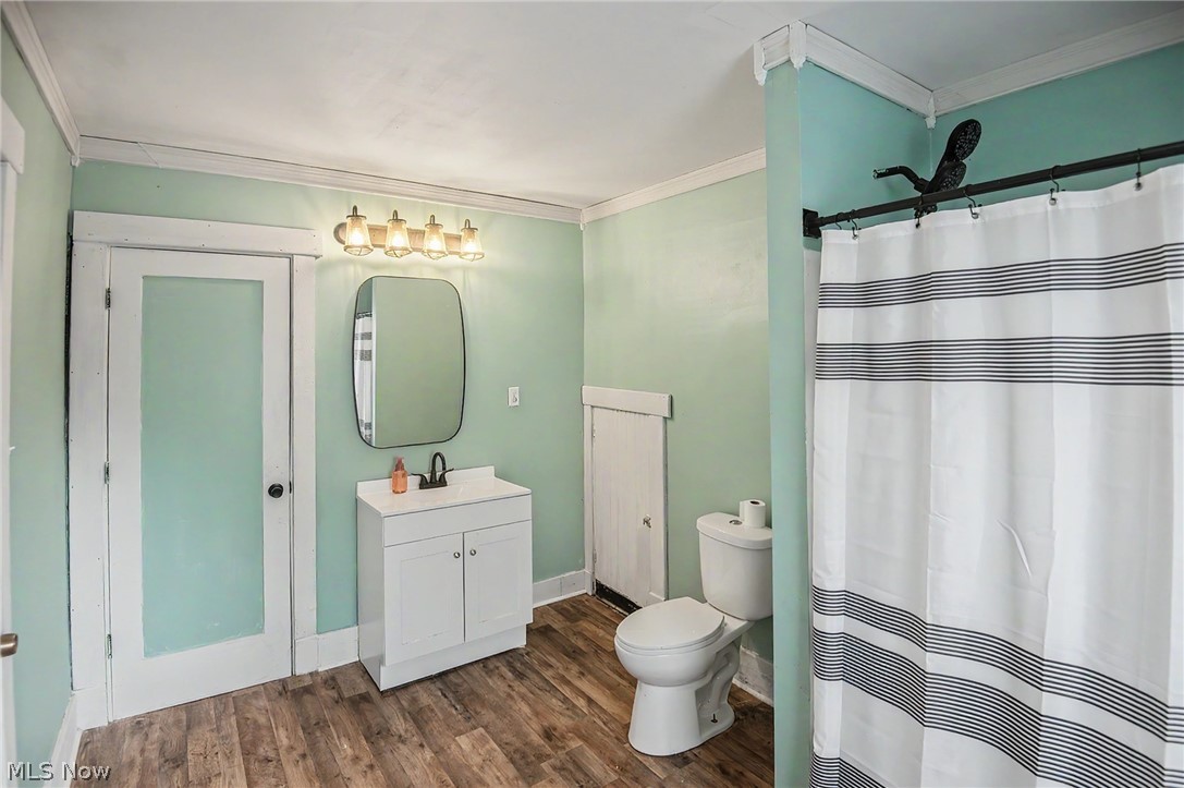 853 Summit Street NW Warren OH 44485