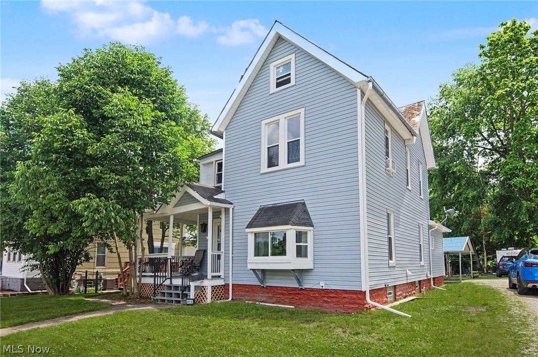 853 Summit Street NW Warren OH 44485