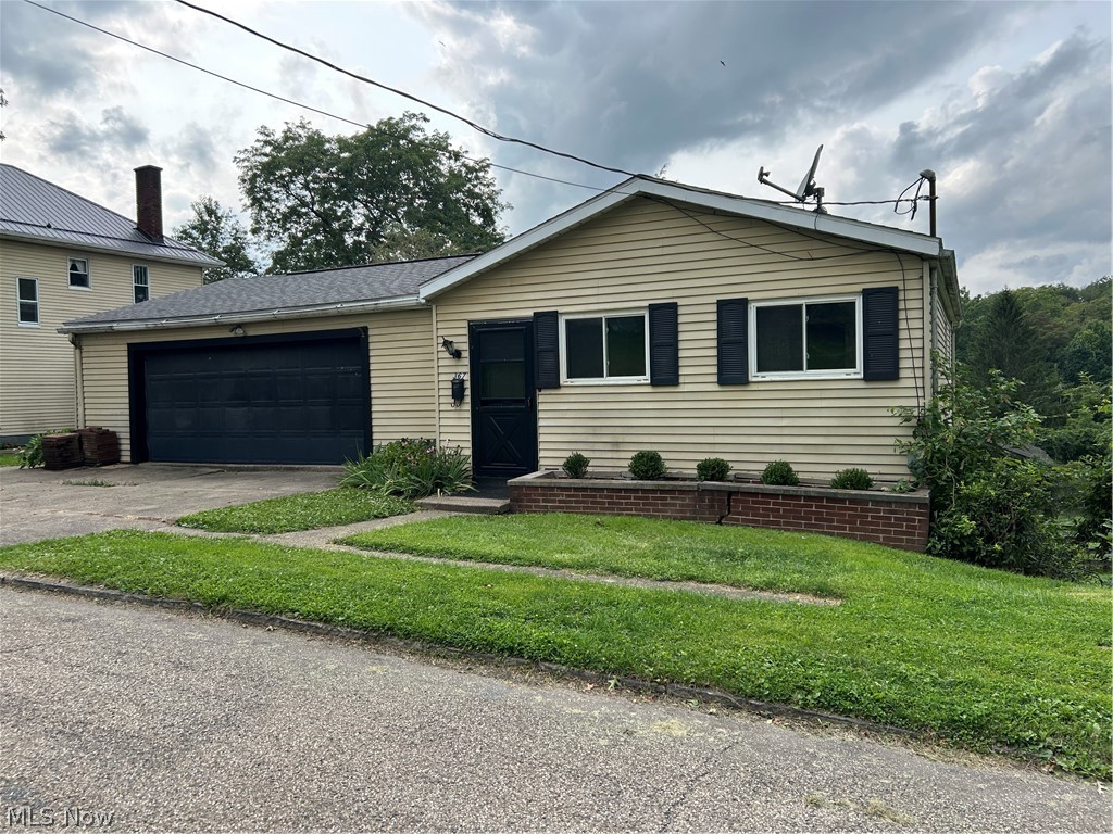 371 Jamison Avenue Cadiz OH 43907