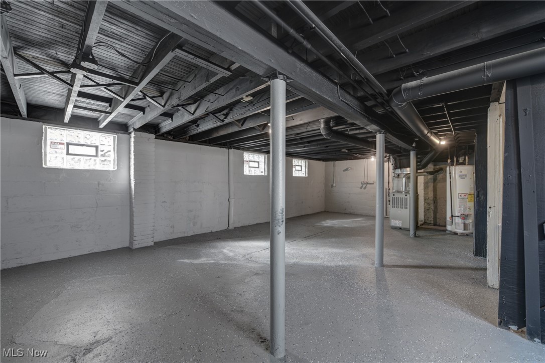 2092 W 101st Street Cleveland OH 44102