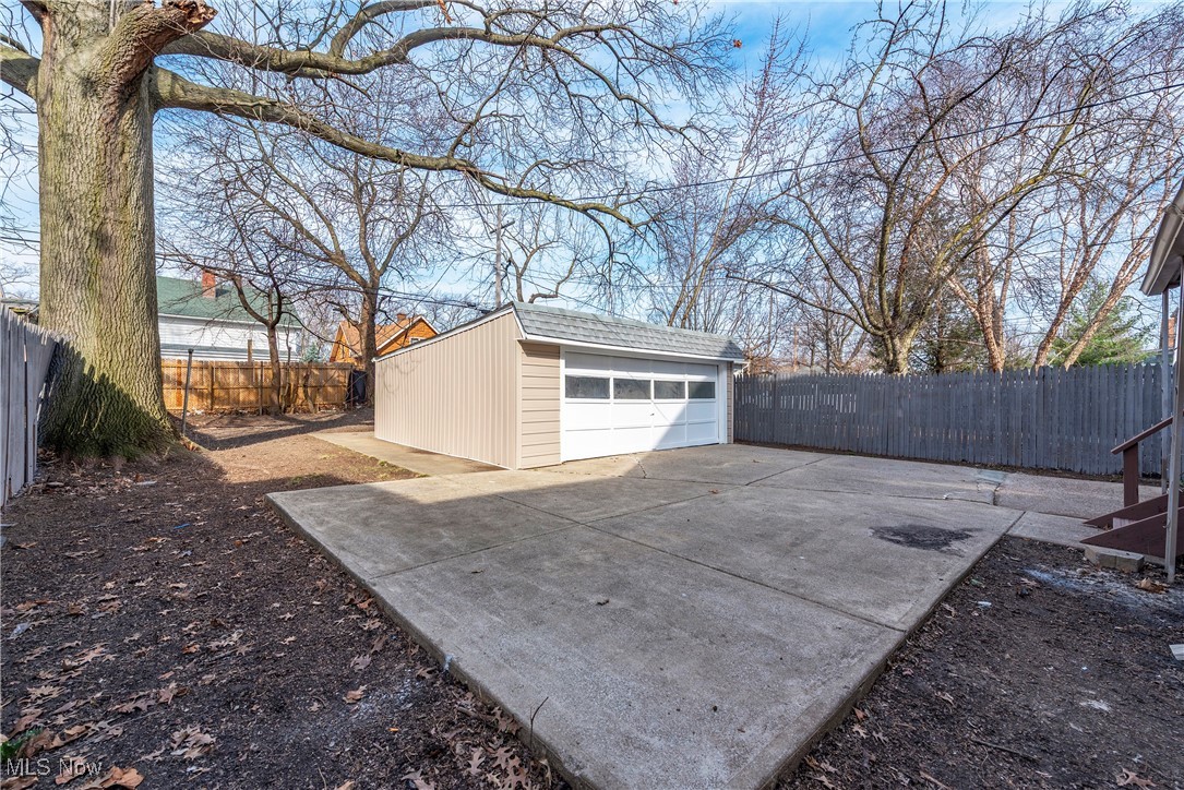 2092 W 101st Street Cleveland OH 44102