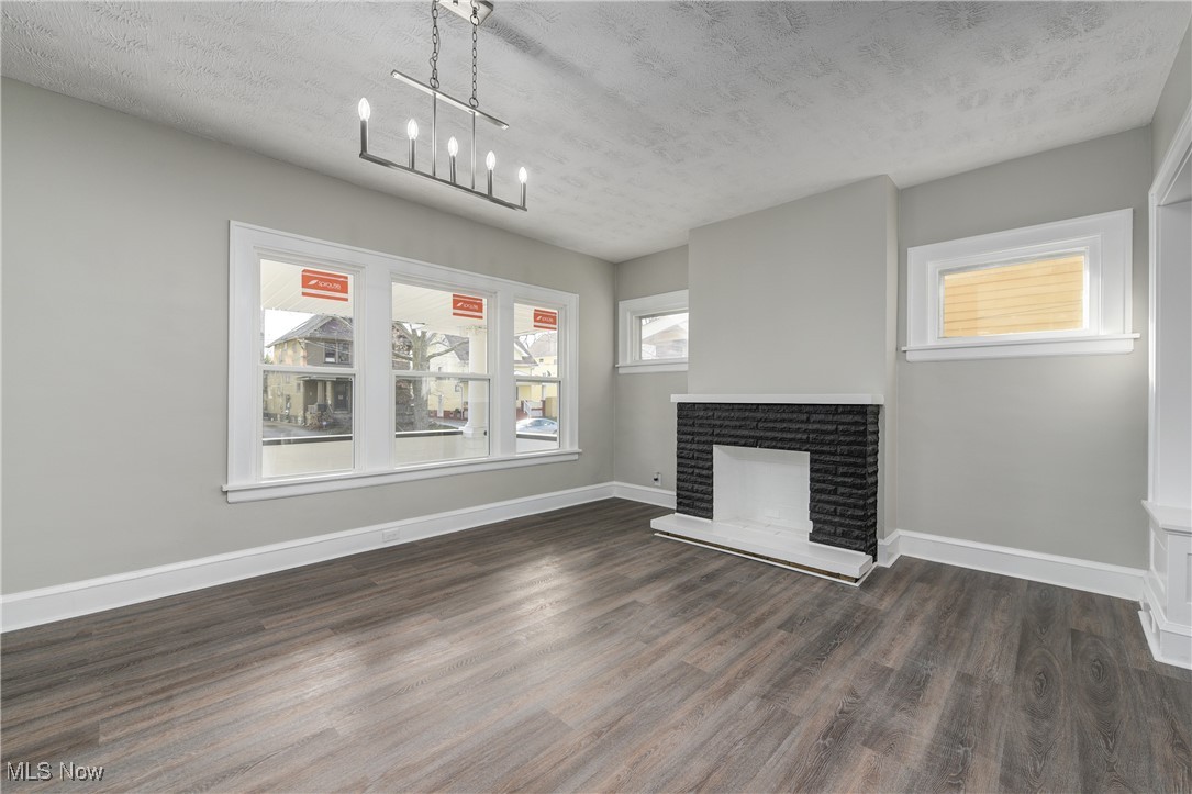 2092 W 101st Street Cleveland OH 44102