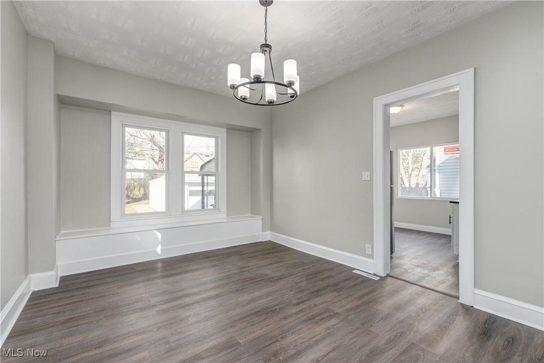 2092 W 101st Street Cleveland OH 44102