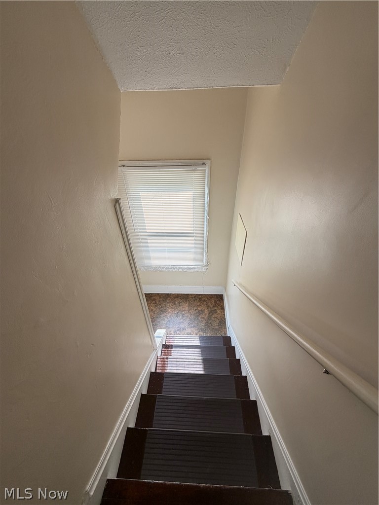 3842 E 151st Street Cleveland OH 44128