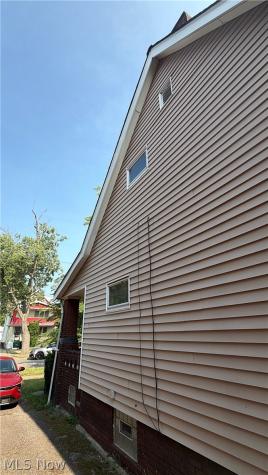 3842 E 151st Street Cleveland OH 44128