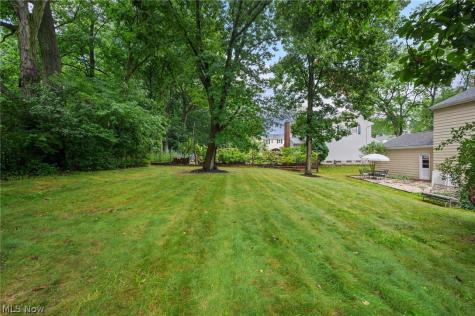 2393 Woodpark Road Fairlawn OH 44333