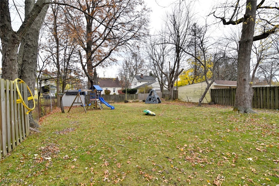 1767 Edgefield Road Lyndhurst OH 44124