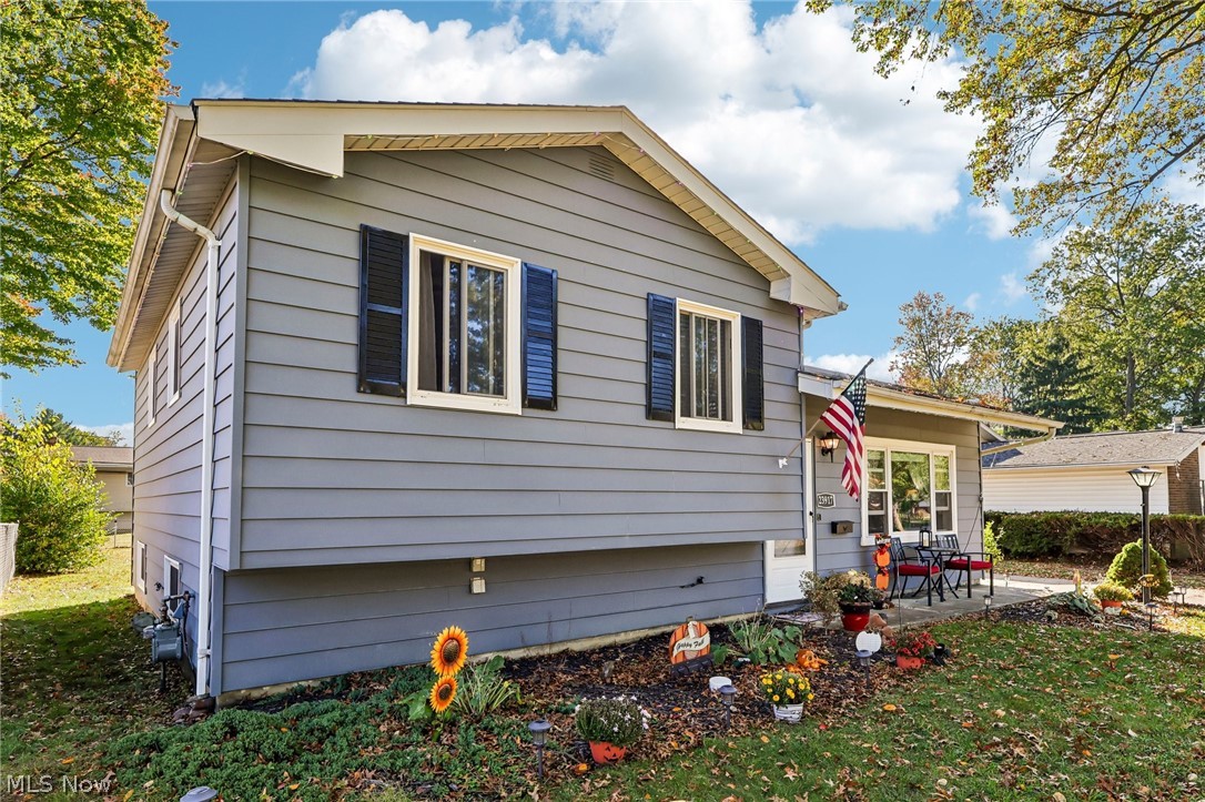 23917 Delmere Drive North Olmsted OH 44070
