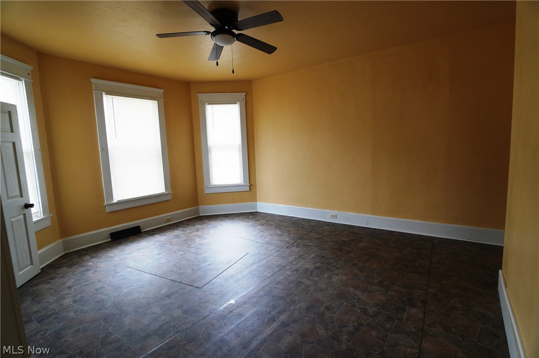 415 N 8th Street Cambridge OH 43725